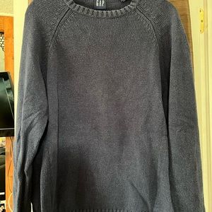 Men’s grey sweater